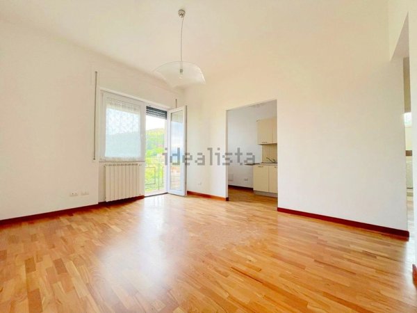 appartamento in vendita ad Ameglia in zona Bocca di Magra