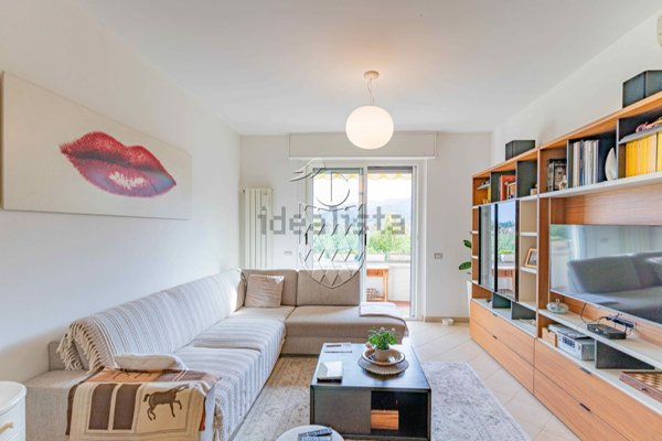 appartamento in vendita ad Ameglia