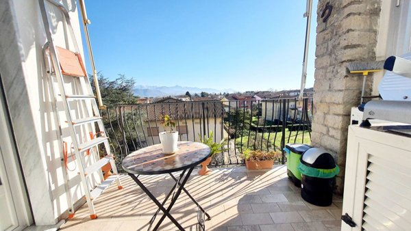 appartamento in vendita ad Ameglia