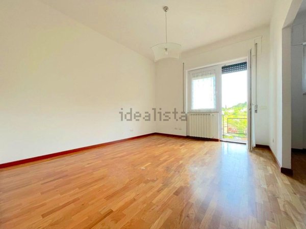 appartamento in vendita ad Ameglia in zona Bocca di Magra