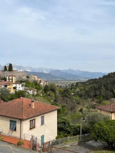 casa indipendente in vendita ad Ameglia