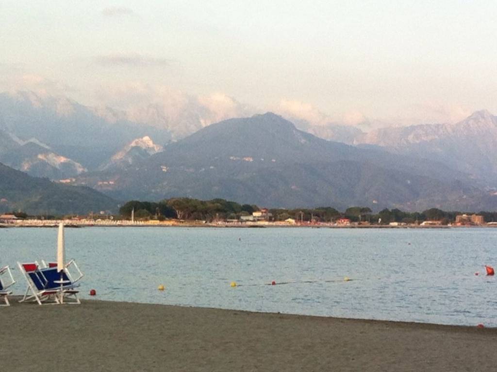 appartamento in vendita ad Ameglia in zona Fiumaretta