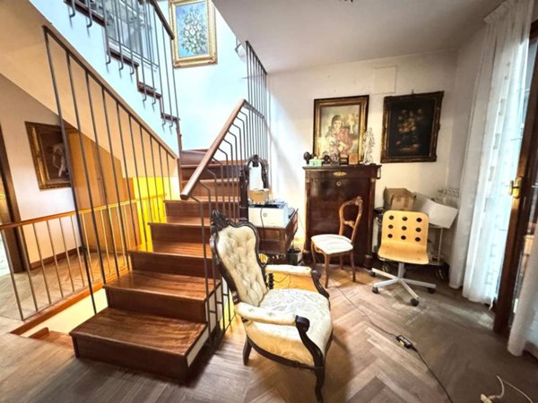 casa indipendente in vendita ad Ameglia