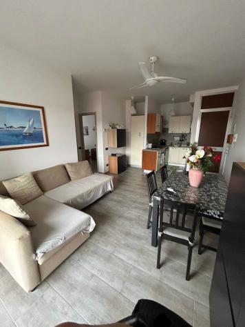 appartamento in vendita ad Ameglia in zona Fiumaretta