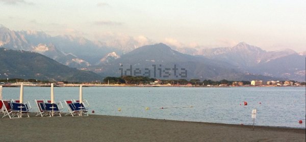 appartamento in vendita ad Ameglia in zona Fiumaretta