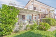 appartamento in vendita ad Ameglia in zona Bocca di Magra