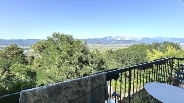 appartamento in vendita ad Ameglia in zona Montemarcello