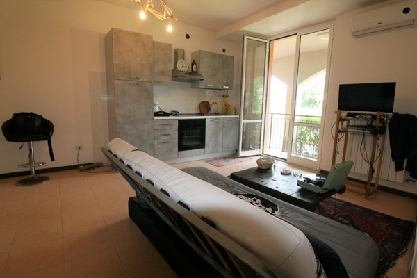 appartamento in vendita ad Ameglia in zona Bocca di Magra