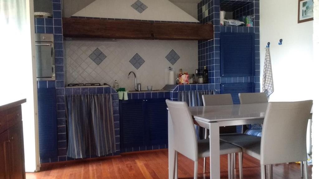 casa indipendente in vendita ad Ameglia in zona Fiumaretta