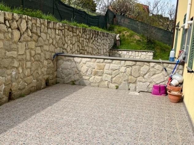 casa indipendente in vendita ad Ameglia