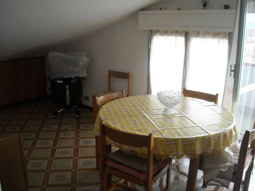 appartamento in vendita ad Ameglia in zona Fiumaretta