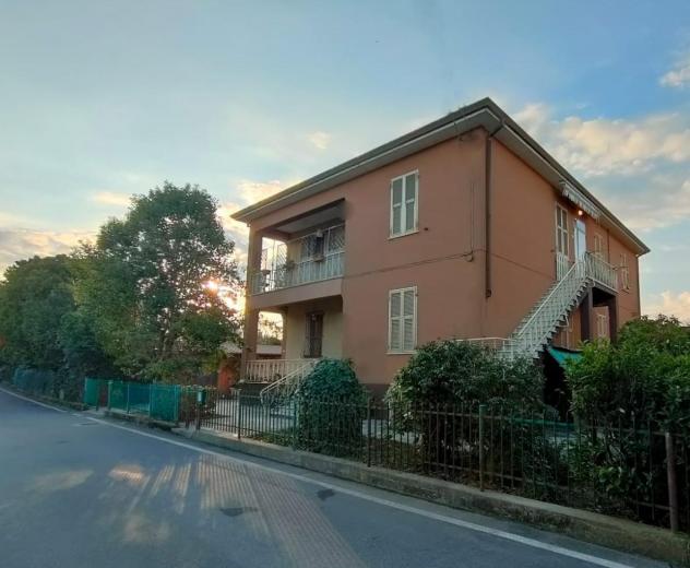 appartamento in vendita ad Ameglia in zona Fiumaretta