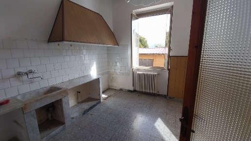 appartamento in vendita ad Ameglia in zona Fiumaretta