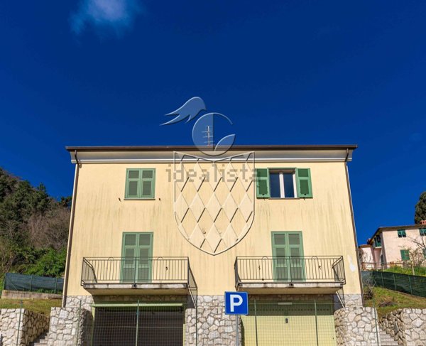 casa indipendente in vendita ad Ameglia