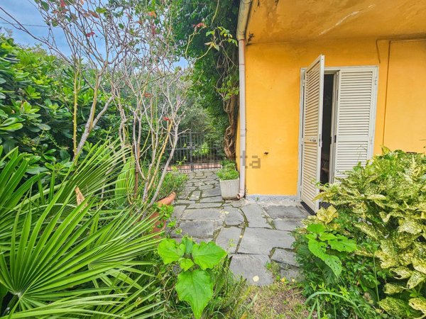 casa indipendente in vendita ad Ameglia