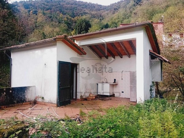 casa indipendente in vendita ad Ameglia
