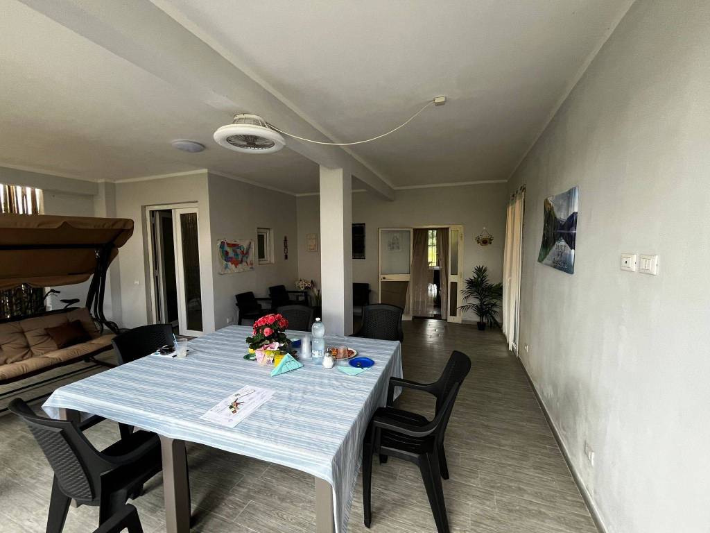 appartamento in vendita ad Ameglia in zona Bocca di Magra