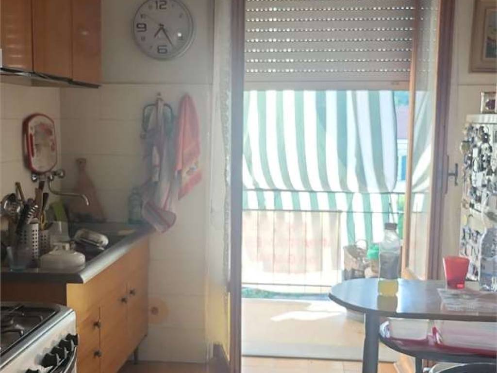 appartamento in vendita ad Ameglia in zona Bocca di Magra