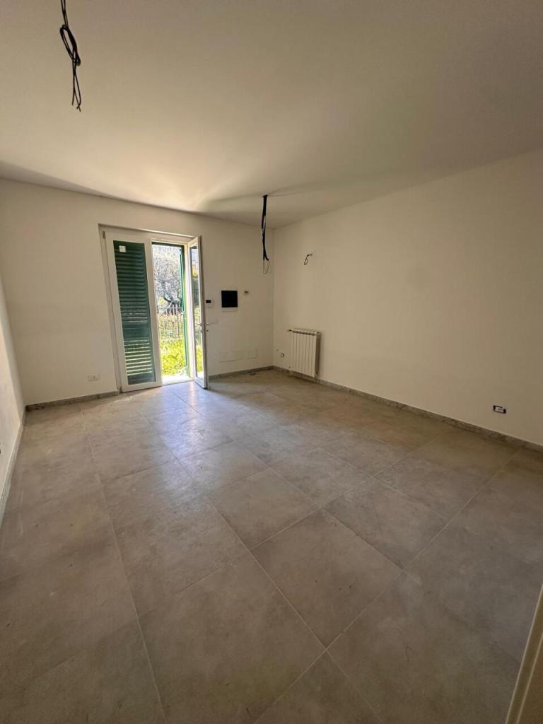 appartamento in vendita ad Ameglia in zona Bocca di Magra