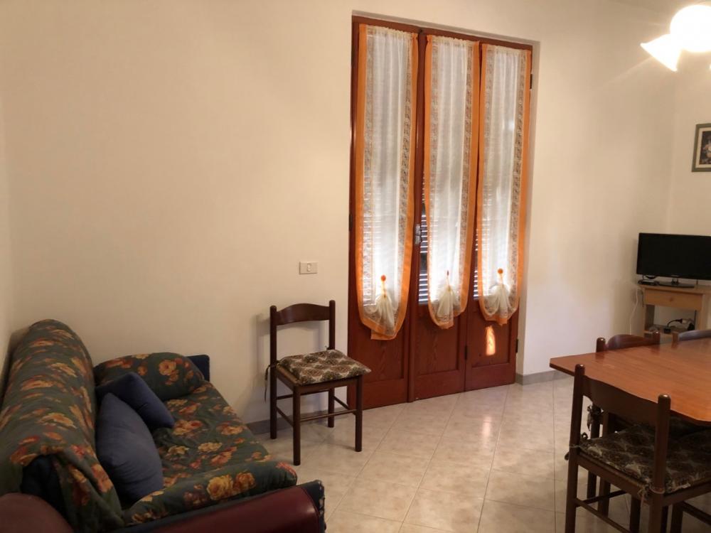 appartamento in vendita ad Ameglia in zona Fiumaretta