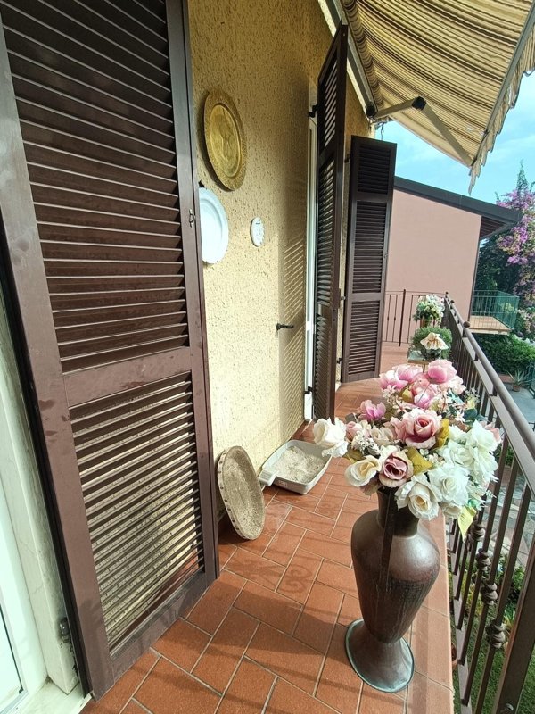 casa indipendente in vendita ad Ameglia in zona Bocca di Magra