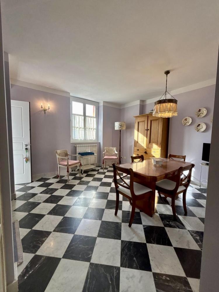 casa indipendente in vendita ad Ameglia