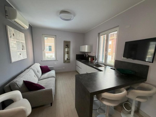 casa indipendente in vendita ad Ameglia