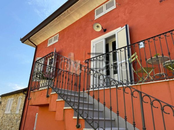 appartamento in vendita ad Ameglia in zona Bocca di Magra