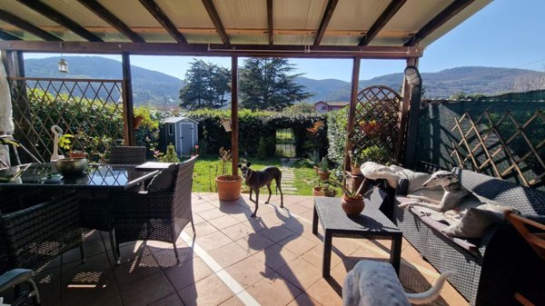 casa indipendente in vendita ad Ameglia