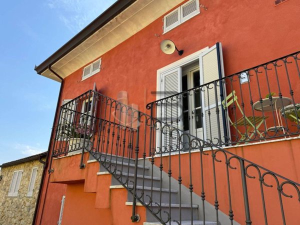 appartamento in vendita ad Ameglia in zona Bocca di Magra