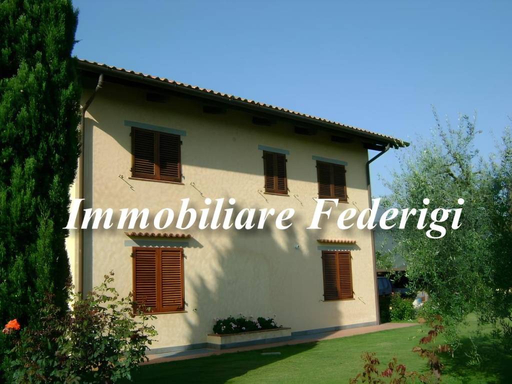 casa indipendente in vendita ad Ameglia