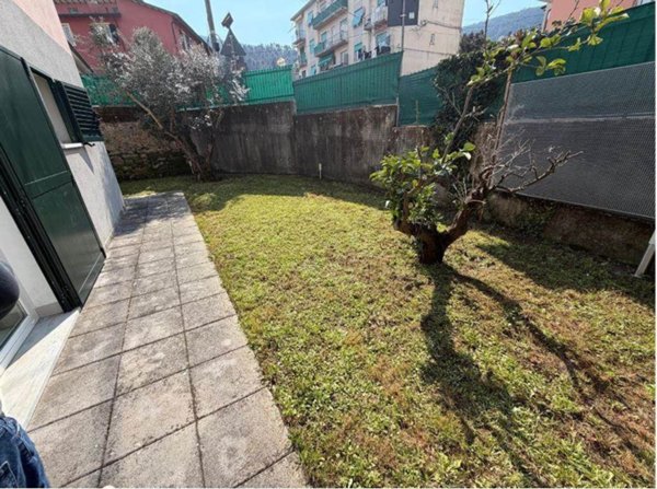 casa indipendente in vendita ad Ameglia in zona Cafaggio