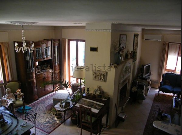 casa indipendente in vendita ad Ameglia