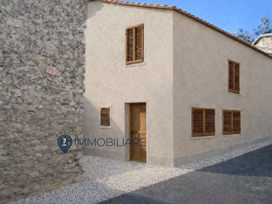 casa semindipendente in vendita ad Ameglia