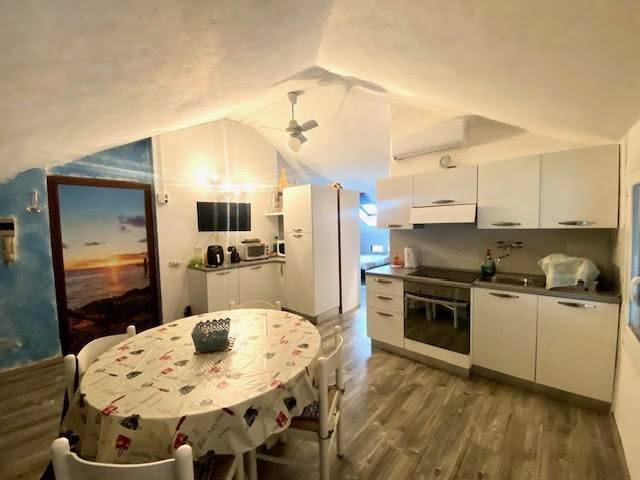appartamento in vendita ad Ameglia in zona Fiumaretta