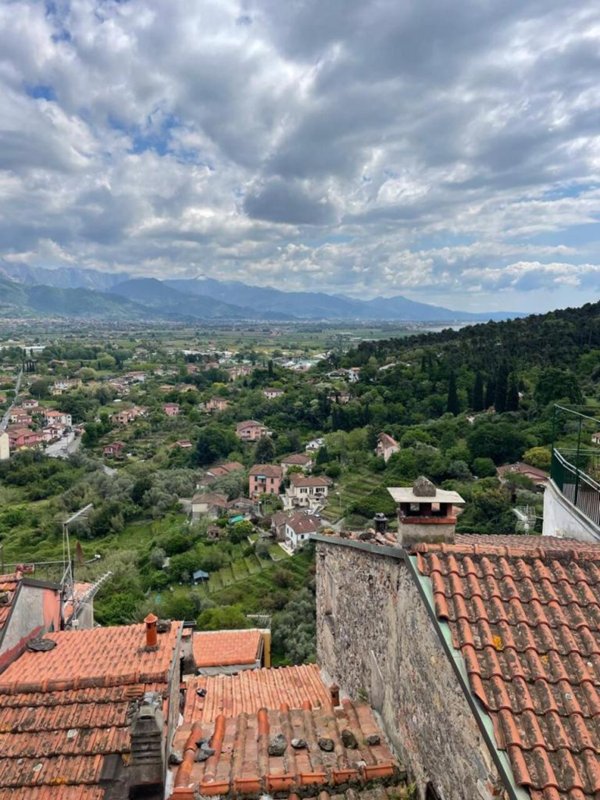 casa indipendente in vendita ad Ameglia