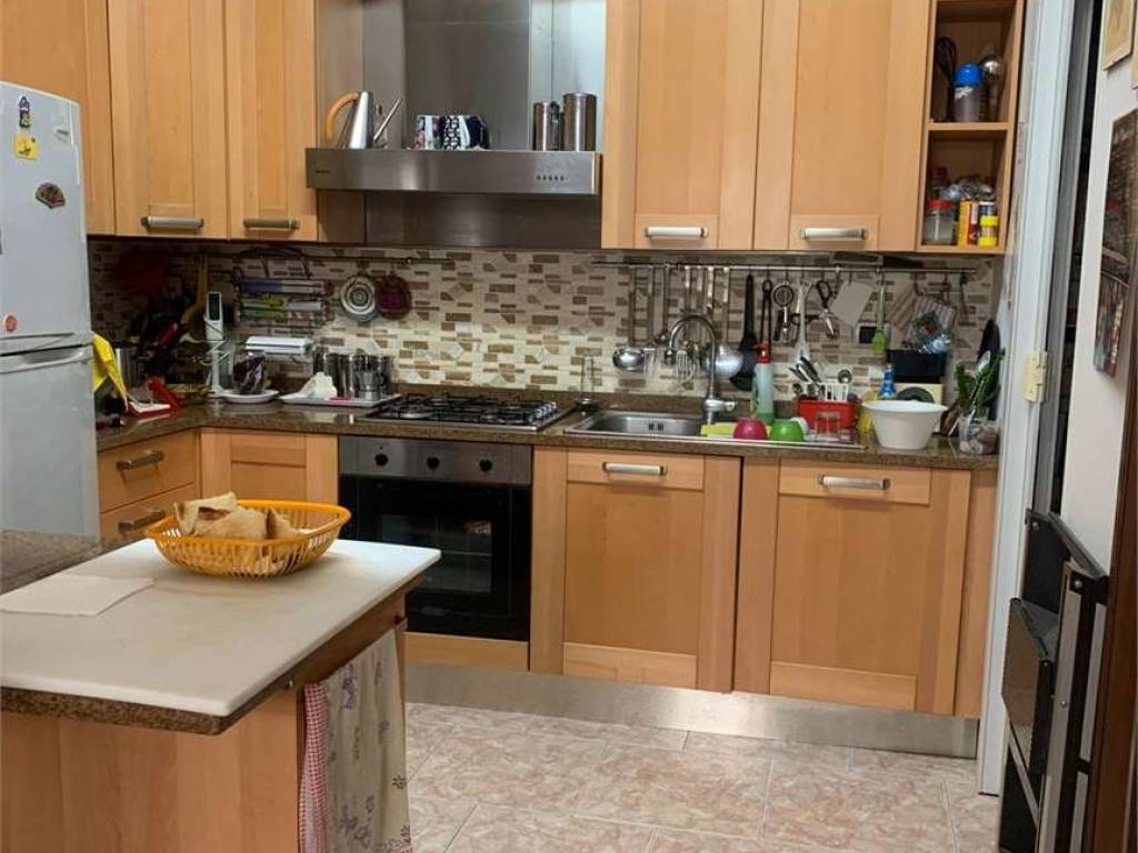 appartamento in vendita ad Ameglia in zona Fiumaretta