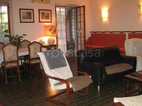 casa indipendente in vendita ad Ameglia
