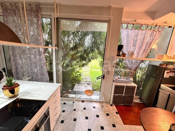 casa indipendente in vendita ad Ameglia in zona Cafaggio