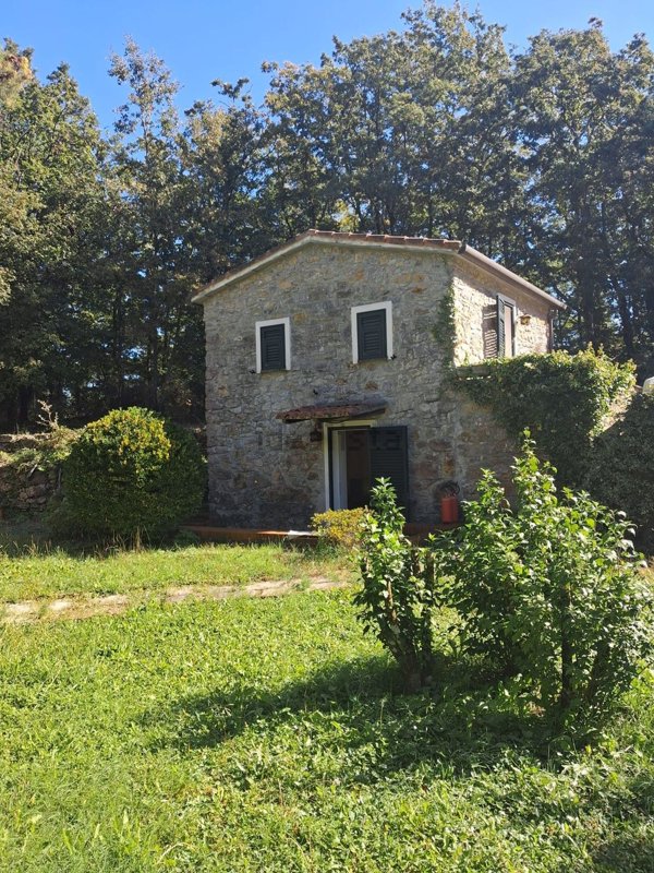 appartamento in vendita ad Ameglia in zona Montemarcello