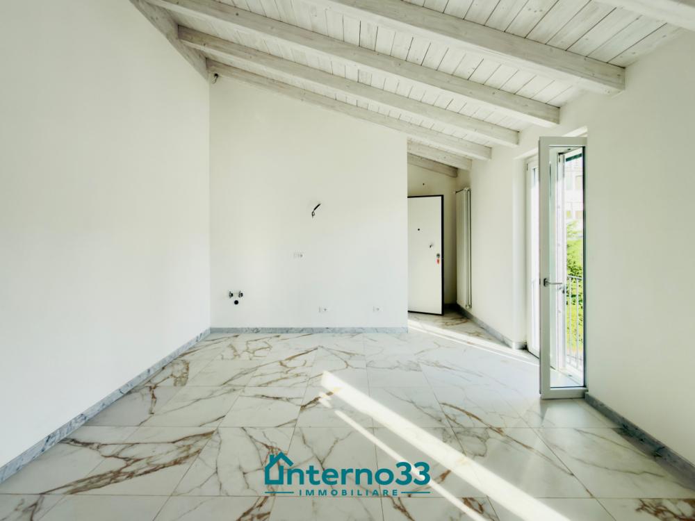 appartamento in vendita ad Ameglia in zona Fiumaretta