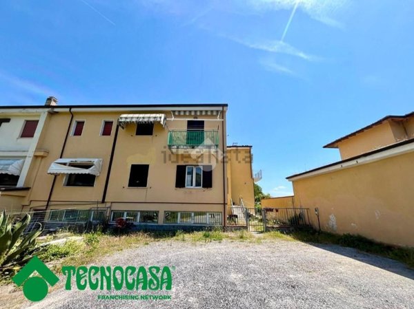 appartamento in vendita ad Ameglia