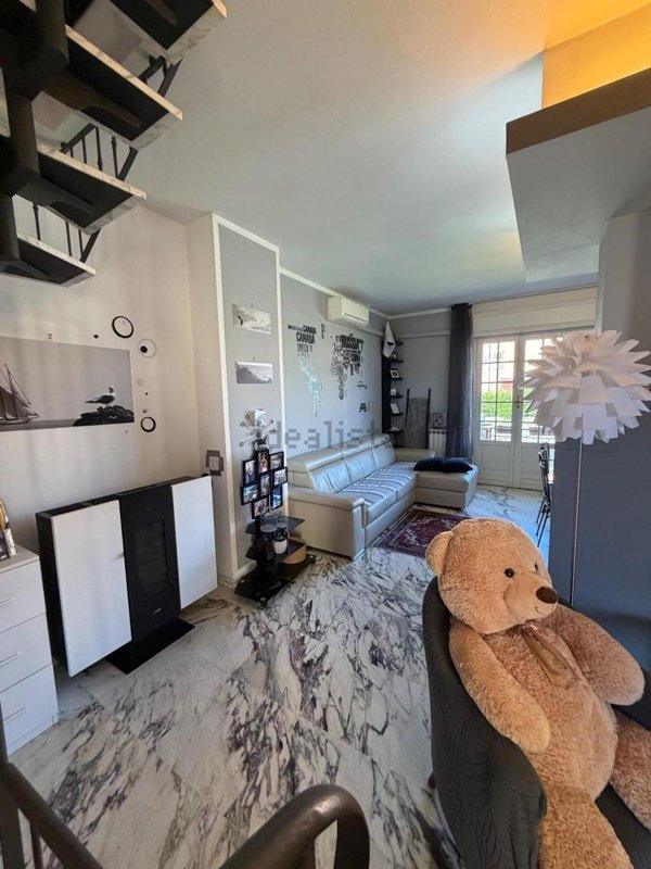casa indipendente in vendita ad Ameglia in zona Fiumaretta