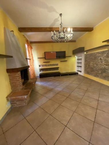 appartamento in vendita ad Ameglia in zona Fiumaretta