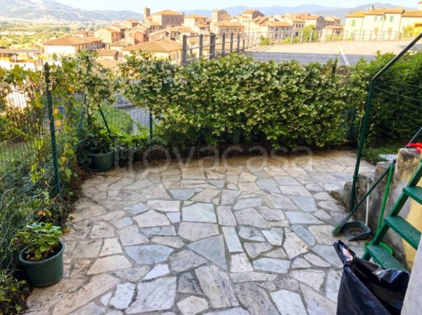 appartamento in vendita ad Ameglia in zona Fiumaretta