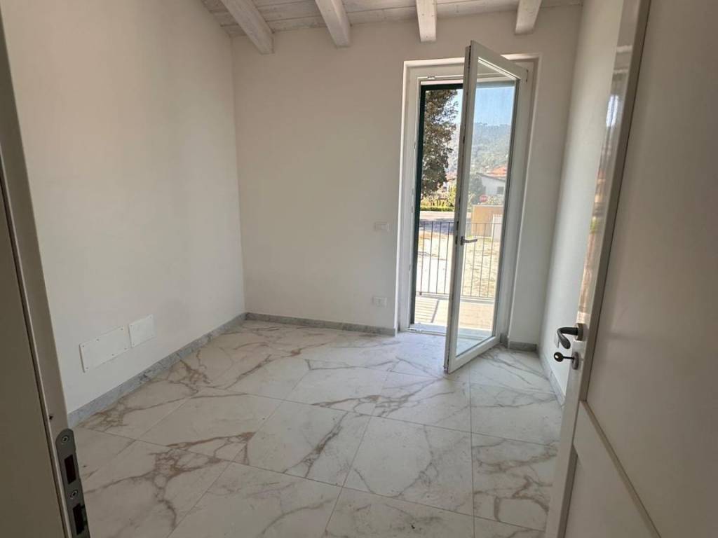 casa indipendente in vendita ad Ameglia in zona Fiumaretta