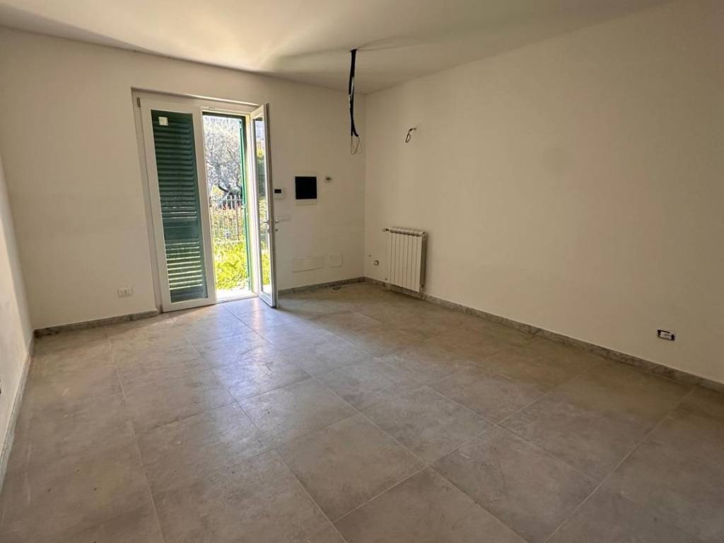 casa indipendente in vendita ad Ameglia in zona Fiumaretta