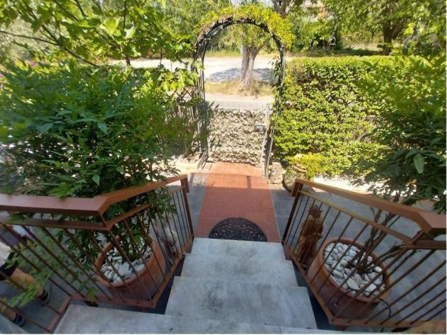 casa indipendente in vendita ad Ameglia in zona Fiumaretta