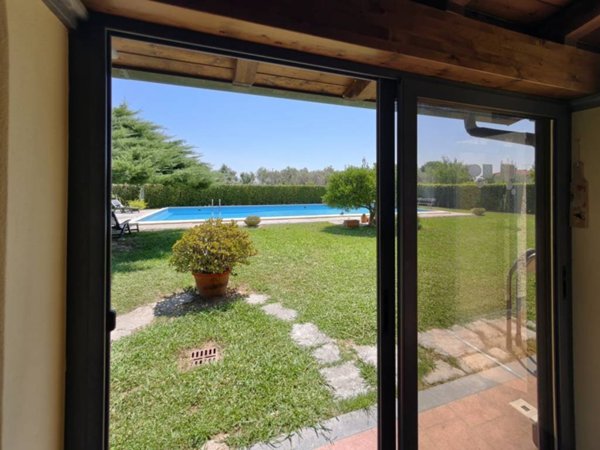casa indipendente in vendita ad Ameglia