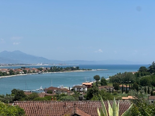 appartamento in vendita ad Ameglia